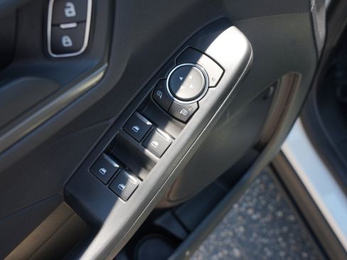 Used 2023 Ford Escape Active AWD/4WD image 18