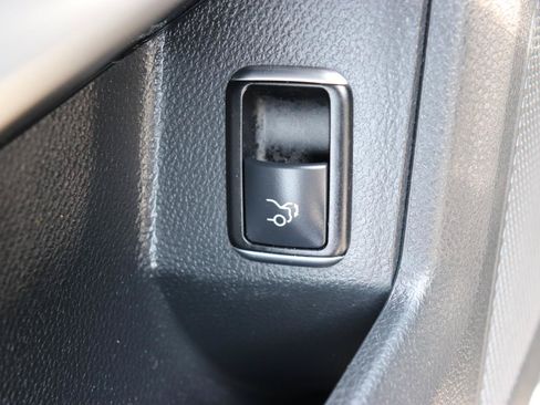 Used 2015 Mercedes-Benz GLK 350 4MATIC image 50