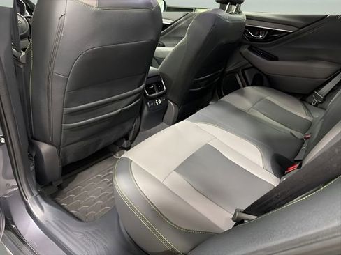 Used 2025 Subaru Outback Onyx Edition XT image 32