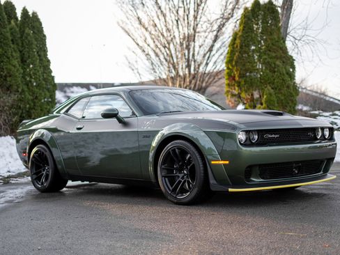 Used 2023 Dodge Challenger R/T Scat Pack image 3