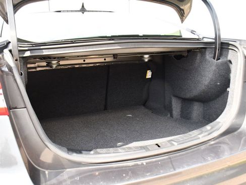 Used 2020 Ford Fusion SEL FWD image 19