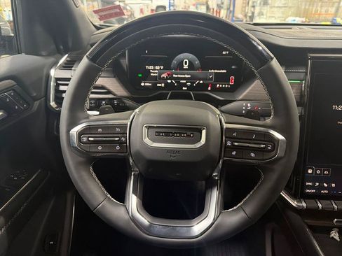 New 2026 GMC Acadia Denali w/ Super Cruise Package AWD/4WD image 17