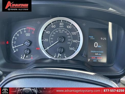 Used 2022 Toyota Corolla LE w/ Carpet Mat Package (TMS) FWD image 27