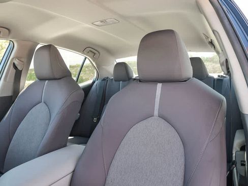 Used 2023 Toyota Camry LE FWD image 17