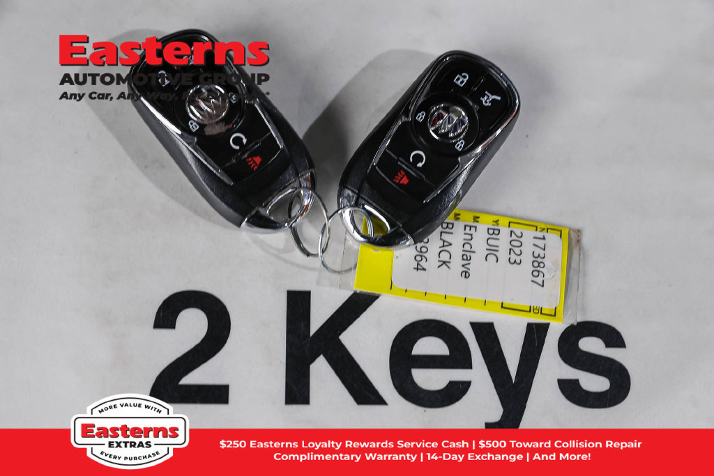 Used 2023 Buick Enclave Essence AWD/4WD image 27