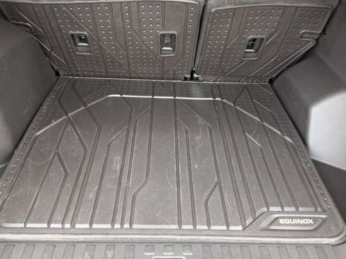Used 2020 Chevrolet Equinox LT w/ LPO, Floor Liner Package image 27