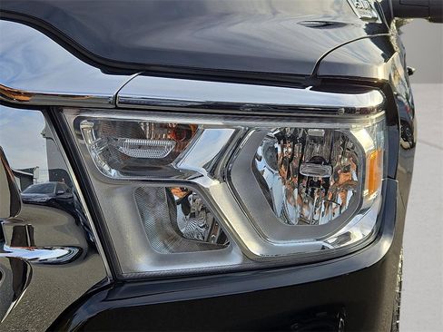 Used 2021 RAM 1500 Big Horn image 9