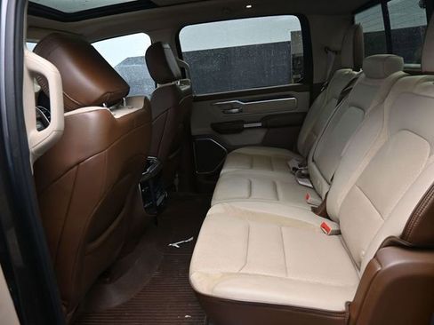 Used 2019 RAM 1500 Laramie image 33