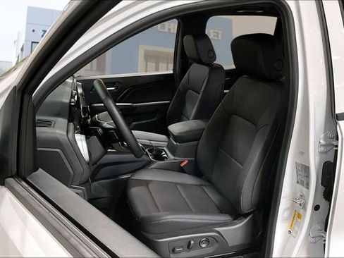 New 2025 Chevrolet Colorado W/T w/ Advanced Trailering Package RWD image 10
