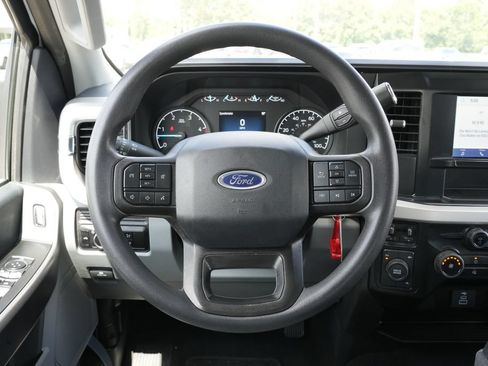 Used 2025 Ford F350 XLT AWD/4WD image 6