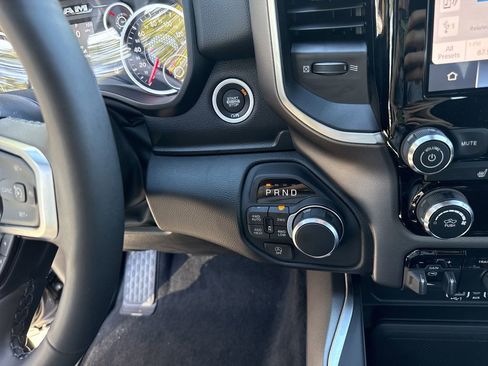 New 2026 RAM 1500 Big Horn w/ Night Edition AWD/4WD image 24