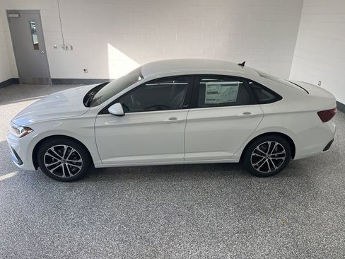 New 2026 Volkswagen Jetta Sport FWD image 2