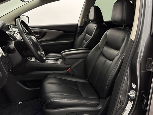 Used 2022 Nissan Murano SV FWD image 14