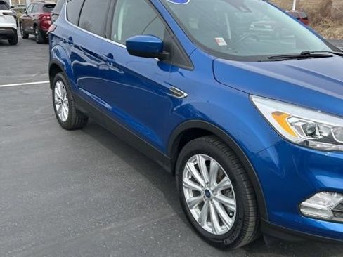 Used 2019 Ford Escape SEL image 9
