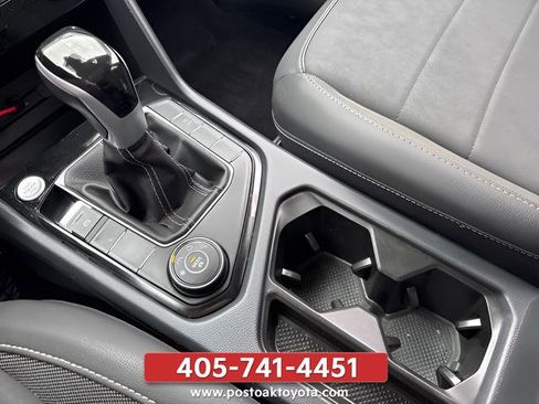 Used 2024 Volkswagen Taos SE w/ Panoramic Sunroof Package AWD/4WD image 24