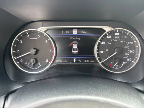 Used 2025 Nissan Sentra SV FWD image 12