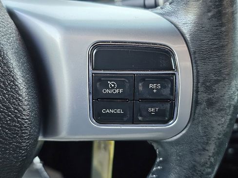 Used 2015 Jeep Wrangler Unlimited Rubicon AWD/4WD image 30