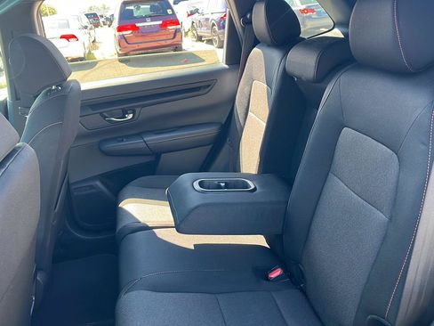 Used 2025 Honda CR-V Sport image 21