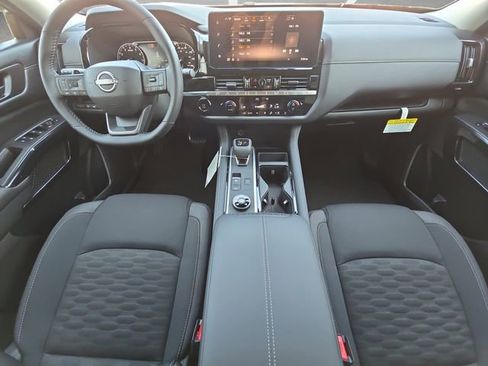 New 2026 Nissan Pathfinder SV AWD/4WD image 20