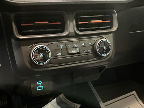 Used 2024 Ford Maverick XLT w/ Equipment Group 300A Standard image 15