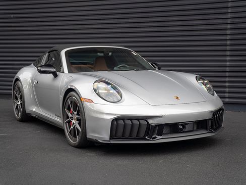 Used 2026 Porsche 911 Targa 4 GTS AWD/4WD image 26