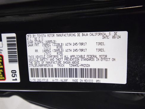 Used 2024 Toyota Tacoma SR5 AWD/4WD image 28