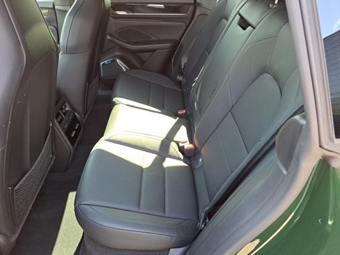 Certified 2025 Porsche Macan 4 Electric image 20