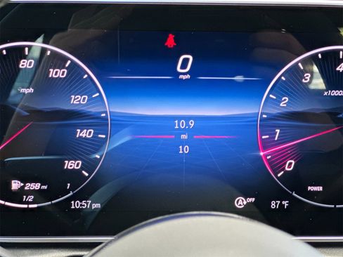 New 2025 Mercedes-Benz C 300 4MATIC Sedan image 28