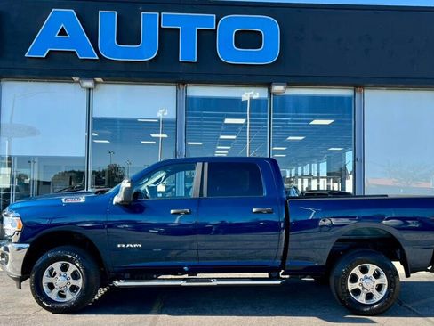 Used 2024 RAM 2500 Big Horn w/ Bed Utility Group image 2