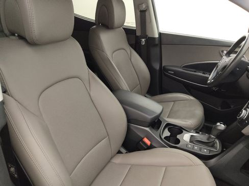 Used 2018 Hyundai Santa Fe Sport w/ 2.0T Ultimate Tech Package 05 AWD/4WD image 21