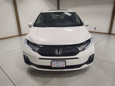 New 2026 Honda Odyssey EX-L image 3