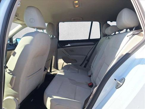 Used 2019 Volkswagen Golf S w/ Driver Assistance Package image 18