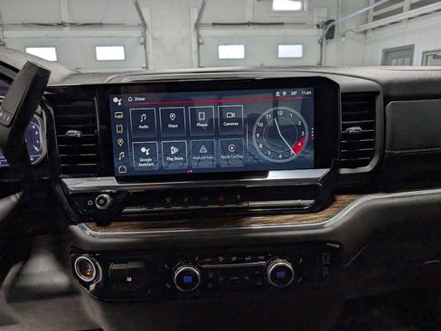 Used 2024 GMC Sierra 2500 SLE w/ SLE Value Package; image 31