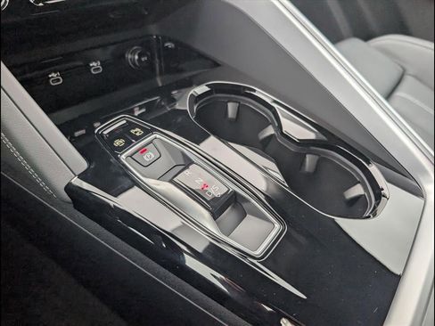 New 2025 Audi Q5 2.0T Premium Plus image 14