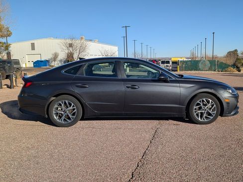 Used 2022 Hyundai Sonata SEL image 4