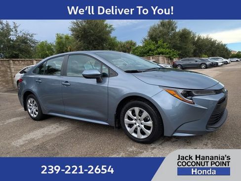 Used 2026 Toyota Corolla LE FWD image 2