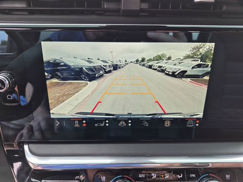 Used 2024 GMC Sierra 3500 Denali Ultimate AWD/4WD image 28