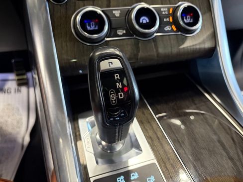 Used 2016 Land Rover Range Rover Sport Supercharged AWD/4WD image 24