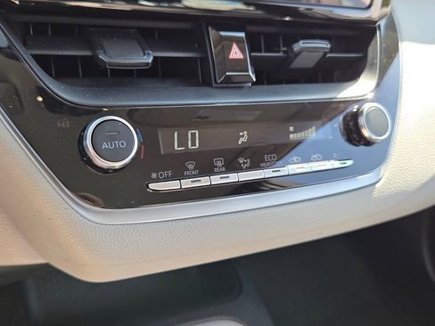 Certified 2025 Toyota Corolla LE image 19