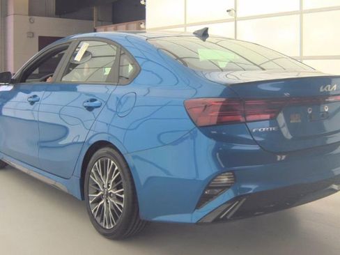 Used 2022 Kia Forte GT-Line FWD image 4