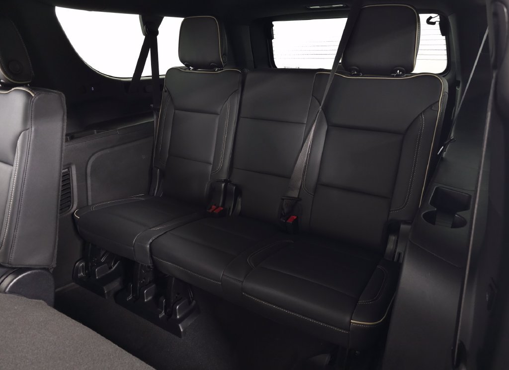 Used 2023 GMC Yukon XL SLT w/ SLT Luxury Package AWD/4WD image 39