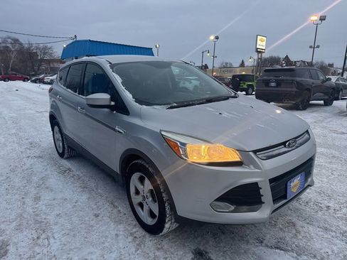 Used 2014 Ford Escape SE image 4