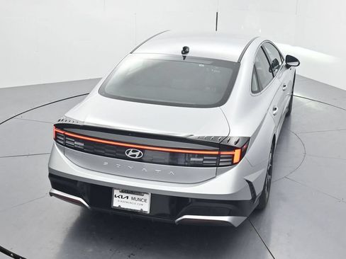 Used 2025 Hyundai Sonata SEL FWD image 48