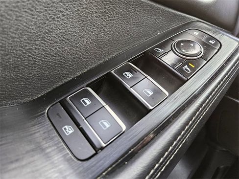 Used 2021 Nissan Rogue SL w/ Premium Package image 31