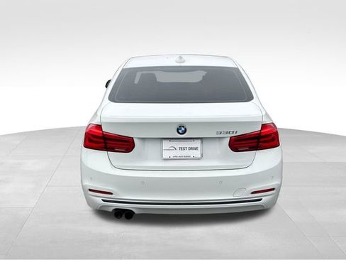 Used 2017 BMW 330i Sedan image 4
