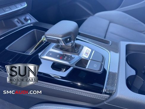 Used 2025 Audi SQ5 Premium Plus w/ Premium Plus Package image 34