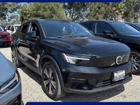 Used 2023 Volvo C40 Recharge Core w/ Protection Package Premier AWD/4WD image 1