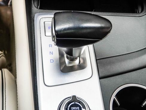 Used 2019 Genesis G70 3.3T Design image 19