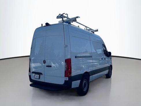 Used 2024 Mercedes-Benz Sprinter 2500 image 5
