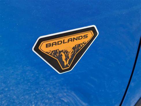 Used 2025 Ford Bronco Sport Badlands image 7